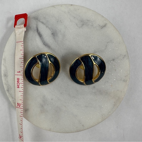 Vintage Earrings - Picture 4 of 5